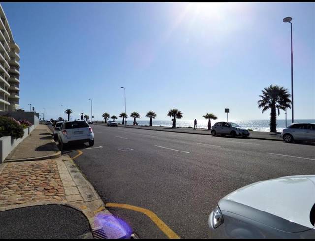 1 BEDROOM PROPERTY TO RENT IN MOUILLE POINT